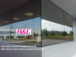 h&l-kulteri-hovedo-uvegfoliazas-grey-20-exterior-window-tint